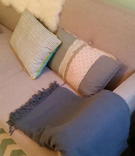 Oltretorrente 15 公寓