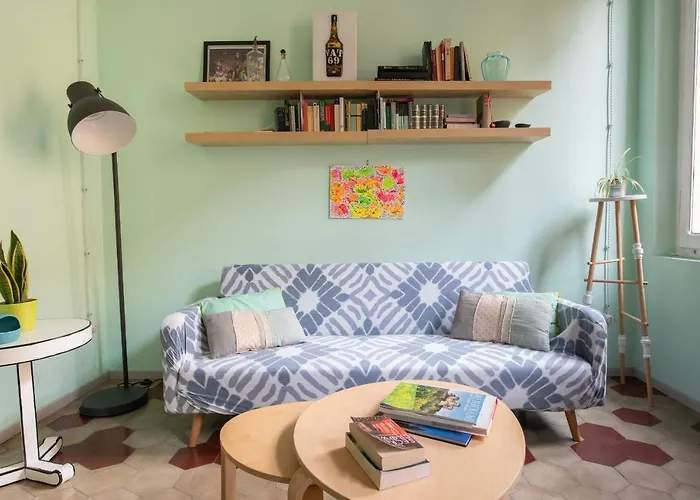 Oltretorrente 15 公寓 *